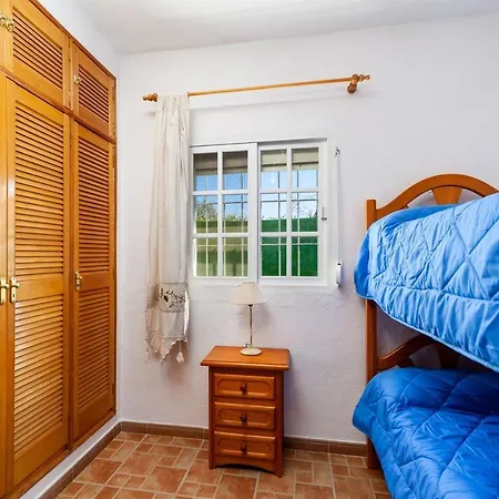 Casa Manolo بيت للعطل *